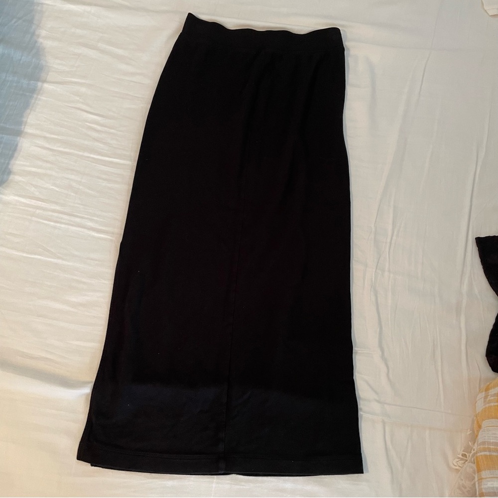 True black Uniqlo maxi skirt
